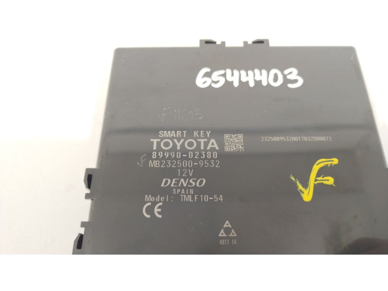 Recambio de modulo electronico para toyota auris hybrid active referencia OEM IAM 8999002380  MB2325009532