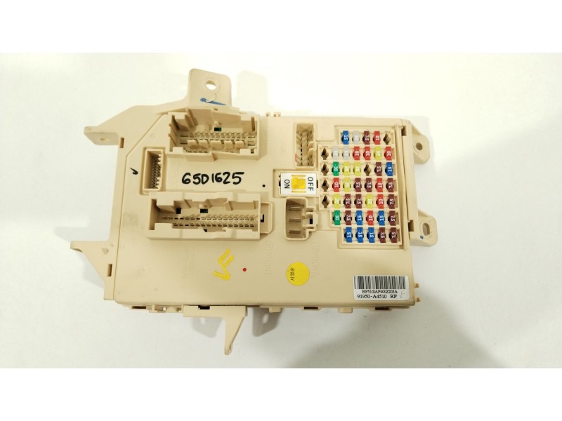 Recambio de caja reles / fusibles para kia carens iv 1.6 gdi referencia OEM IAM 91950A4510  91950A4510RP