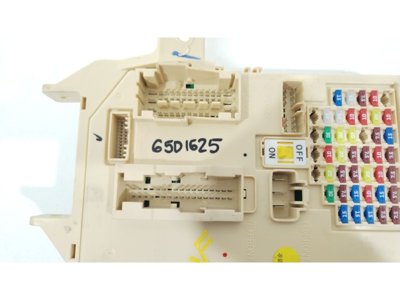 Recambio de caja reles / fusibles para kia carens iv 1.6 gdi referencia OEM IAM 91950A4510  91950A4510RP