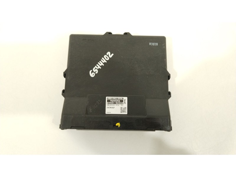 Recambio de modulo electronico para toyota auris hybrid active referencia OEM IAM 8998102060  MB2850004150