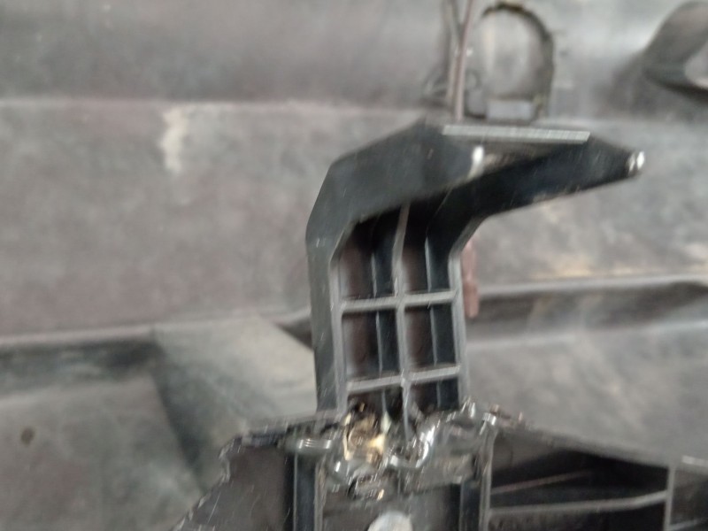 Recambio de paragolpes trasero para mazda cx-7 (er) active referencia OEM IAM EH4450221  