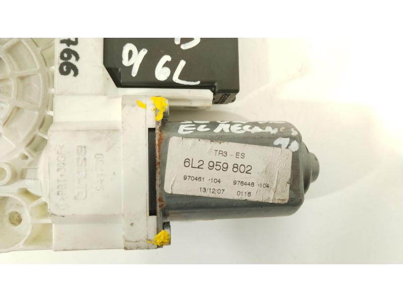 Recambio de motor elevalunas delantero izquierdo para seat ibiza iii (6l1) 1.9 tdi referencia OEM IAM 6L2959802  