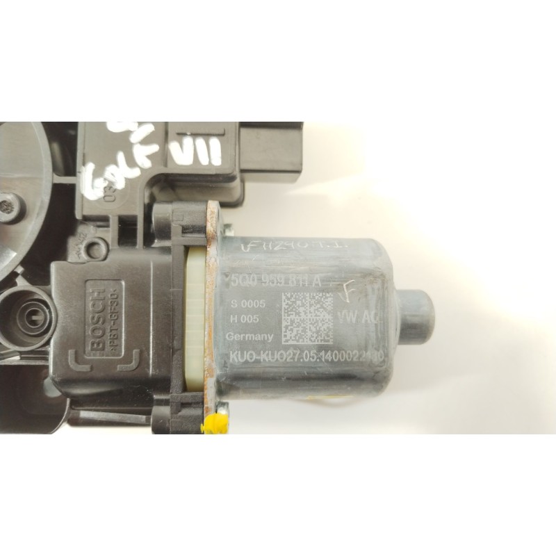 Recambio de motor elevalunas trasero izquierdo para volkswagen golf vii lim. advance bluemotion referencia OEM IAM 5Q0959811A  0