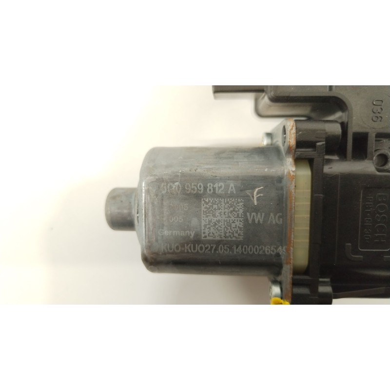 Recambio de motor elevalunas trasero derecho para volkswagen golf vii lim. advance bluemotion referencia OEM IAM 5Q0959812A  013