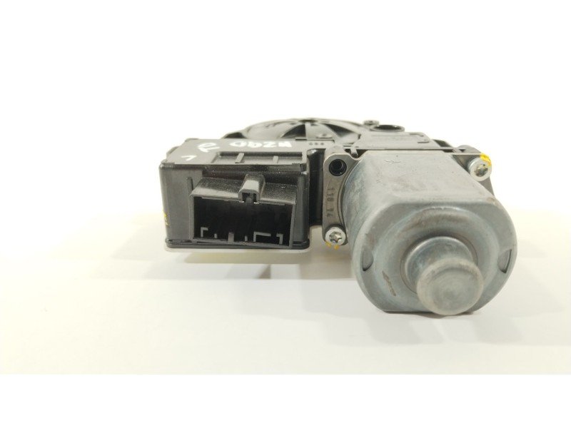 Recambio de motor elevalunas trasero derecho para volkswagen golf vii lim. advance bluemotion referencia OEM IAM 5Q0959812A  013