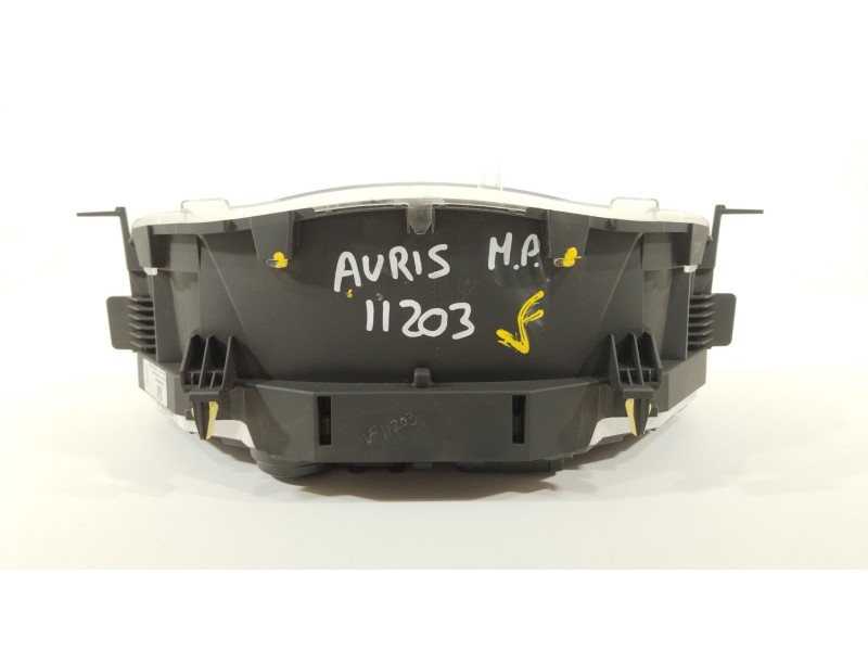 Recambio de cuadro instrumentos para toyota auris hybrid active referencia OEM IAM 83800F2E64  83800F2E63