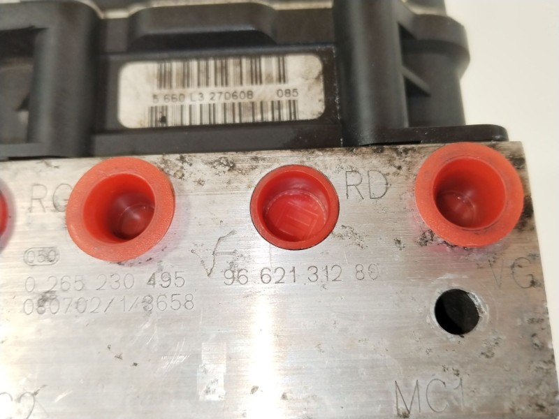 Recambio de abs para citroën c5 berlina exclusive referencia OEM IAM 9662131280 4541KL 9665730280