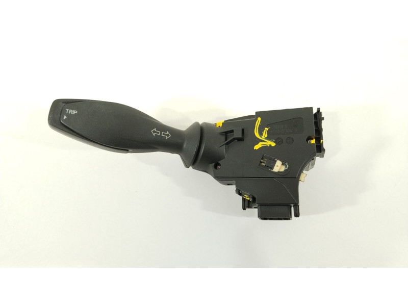 Recambio de mando intermitentes para ford fiesta vi (cb1, ccn) 1.4 tdci referencia OEM IAM 8A6T13335BB  