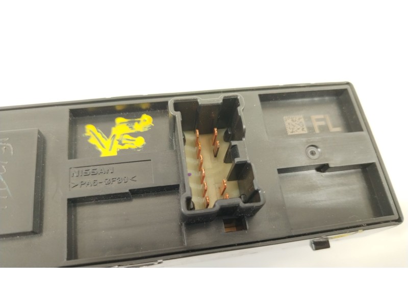 Recambio de mando elevalunas delantero izquierdo para nissan qashqai (j11) acenta referencia OEM IAM 25401HV02B  25401HV10B