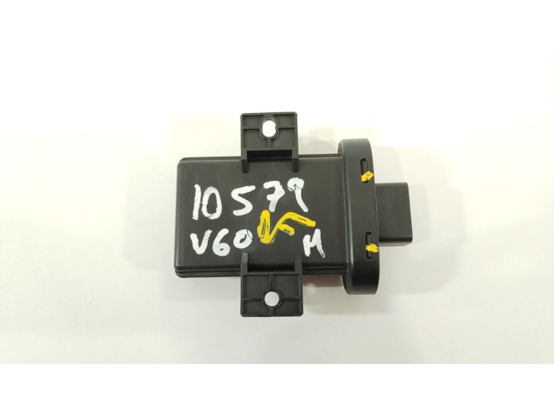Recambio de modulo electronico para volvo v60 kombi 2.4 diesel cat referencia OEM IAM 31324550AA  90008203