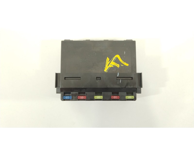 Recambio de caja reles / fusibles para lexus is ii (_e2_) 220d (ale20) referencia OEM IAM 8921153020  