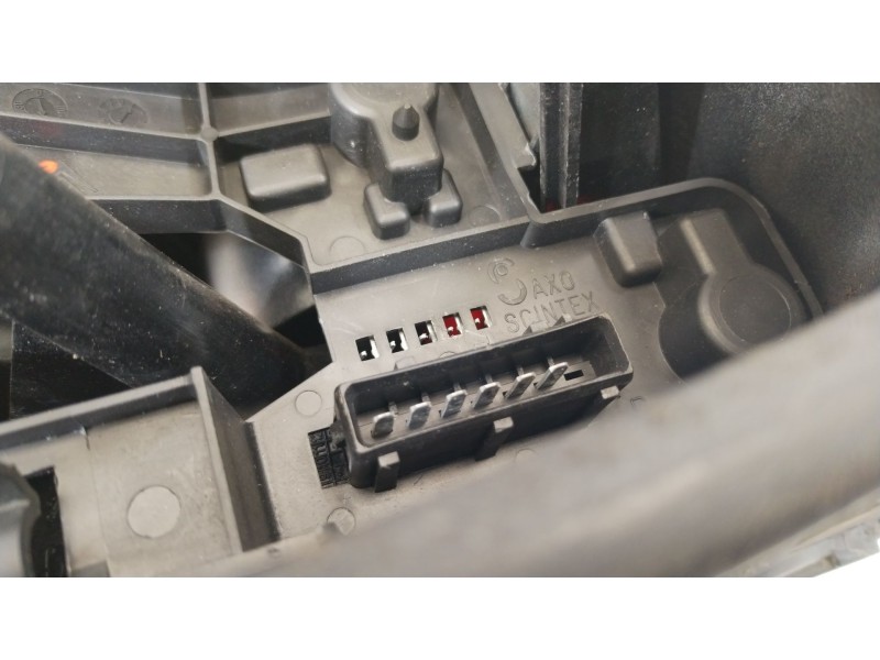 Recambio de piloto trasero derecho para citroën saxo (s0, s1) 1.5 d referencia OEM IAM 6351L8  