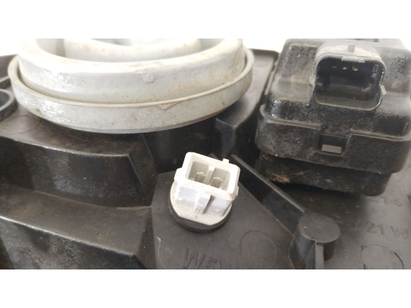 Recambio de faro derecho para citroën saxo (s0, s1) 1.5 d referencia OEM IAM 9636331680  6205W2