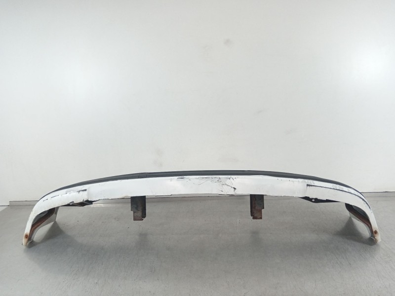 Recambio de paragolpes delantero para renault maxity 130.35ñ5 referencia OEM IAM 5001873665  