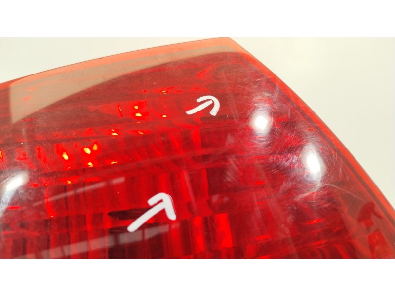 Recambio de piloto trasero izquierdo para peugeot 407 (6d_) 1.6 hdi 110 (6d9hzc, 6d9hyc) referencia OEM IAM 6350HP  