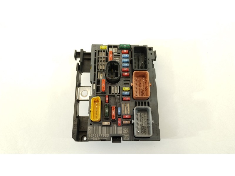 Recambio de caja reles / fusibles para peugeot 5008 (0u_, 0e_) 1.6 hdi referencia OEM IAM 9675877980  BSMR020021