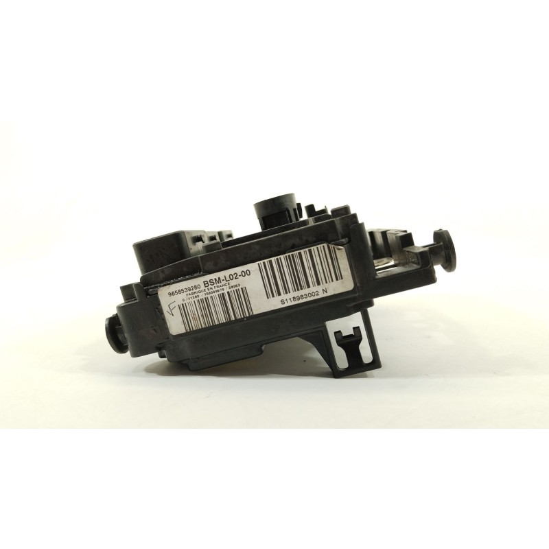 Recambio de caja reles / fusibles para peugeot 407 (6d_) 2.0 hdi (6drhrh) referencia OEM IAM 9658539280 S11893002N BSML0200