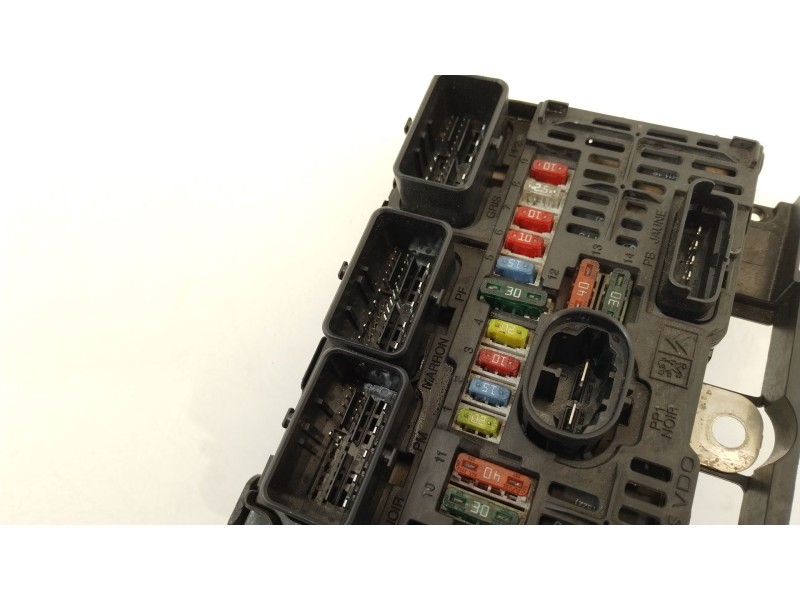 Recambio de caja reles / fusibles para peugeot 407 (6d_) 2.0 hdi (6drhrh) referencia OEM IAM 9658539280 S11893002N BSML0200
