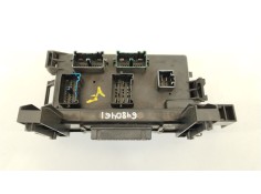 Recambio de caja reles / fusibles para chrysler 300c (lx, le) 3.0 crd referencia OEM IAM P04692233AD  68003895AB 2