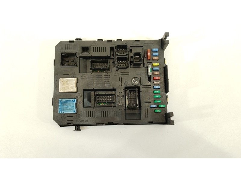 Recambio de caja reles / fusibles para peugeot 607 (9d, 9u) 2.7 hdi 24v referencia OEM IAM 9660105680  BSI2004H02