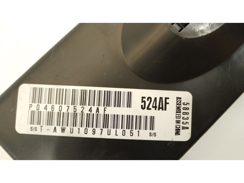 Recambio de caja reles / fusibles para chrysler 300c (lx, le) 3.0 crd referencia OEM IAM P04607524AF  5140711AA