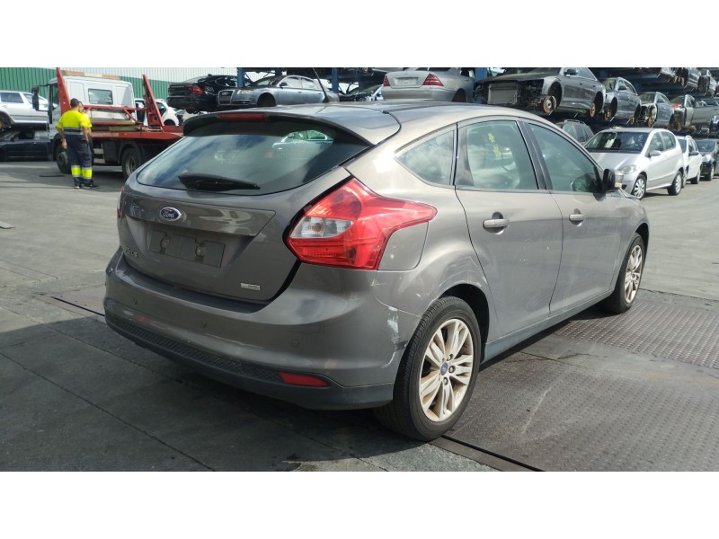 ford focus iii sedán del año 2013