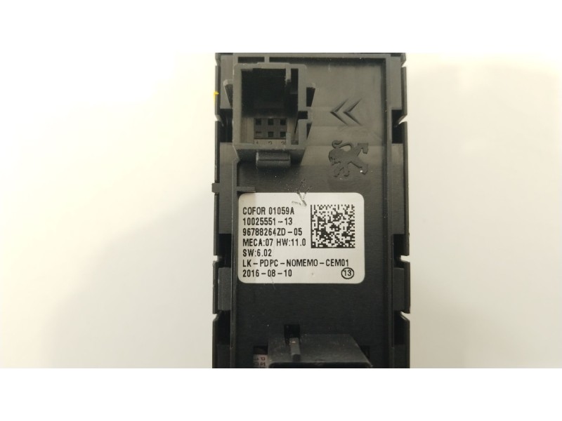 Recambio de mando elevalunas delantero izquierdo para peugeot 308 business line referencia OEM IAM 96788264ZD  