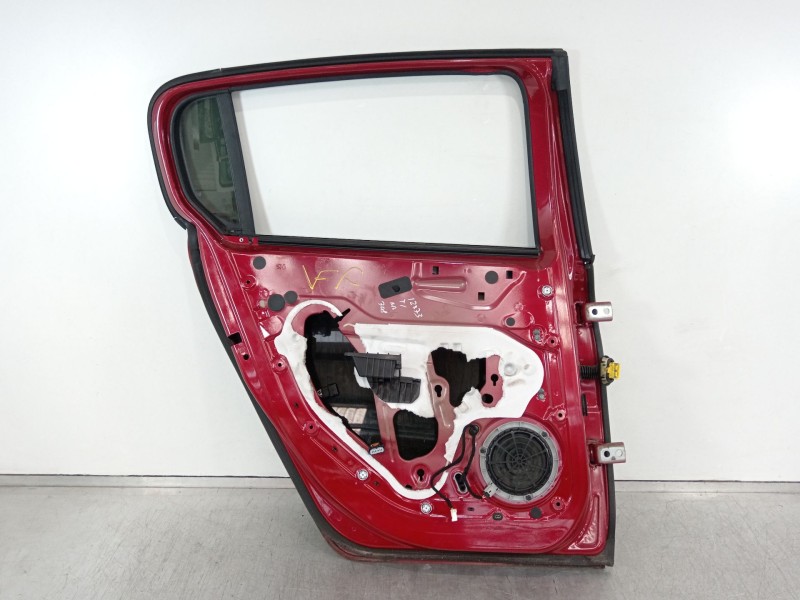 Recambio de puerta trasera izquierda para peugeot 308 business line referencia OEM IAM 9802165680  