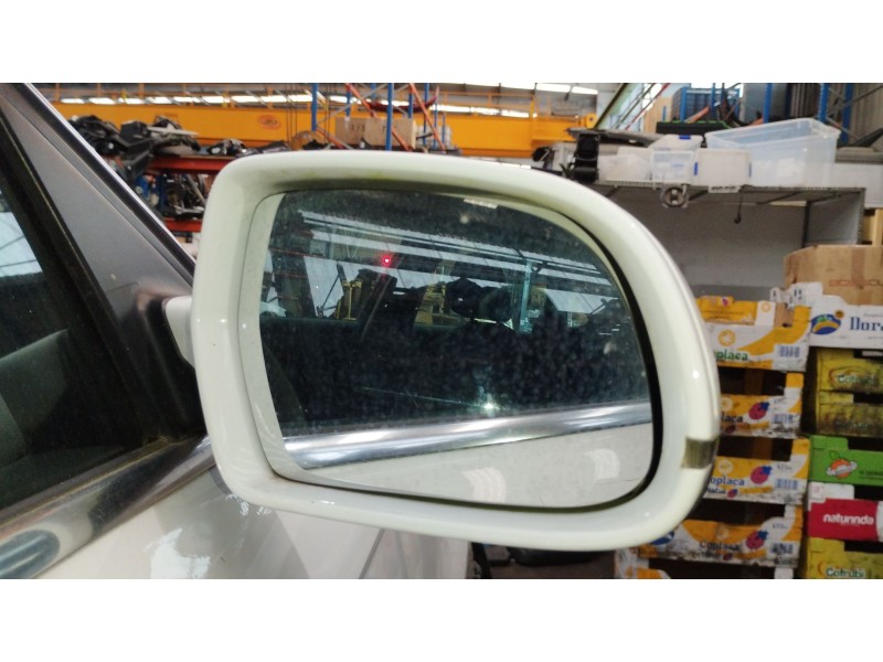 Recambio de retrovisor derecho para audi a4 b8 (8k2) 2.0 tdi referencia OEM IAM   
