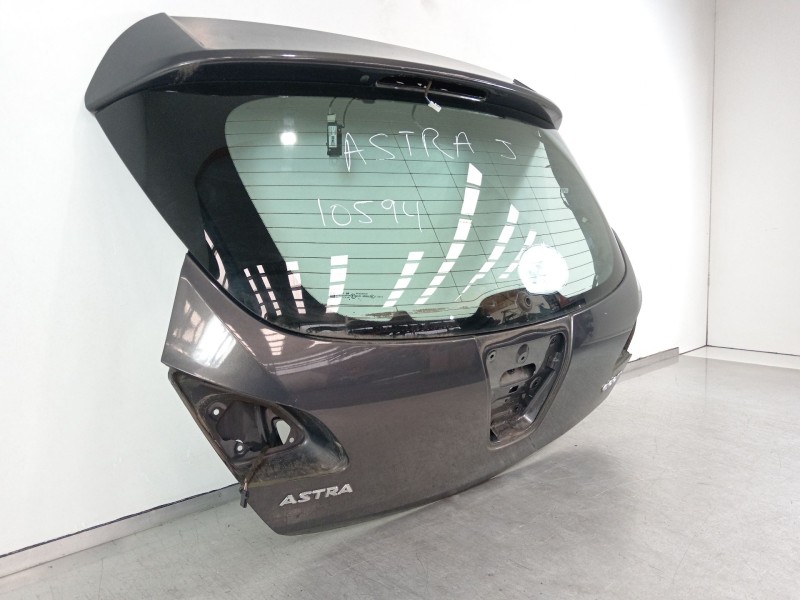 Recambio de porton trasero para opel astra j lim. 1.6 cdti dpf referencia OEM IAM 126045  