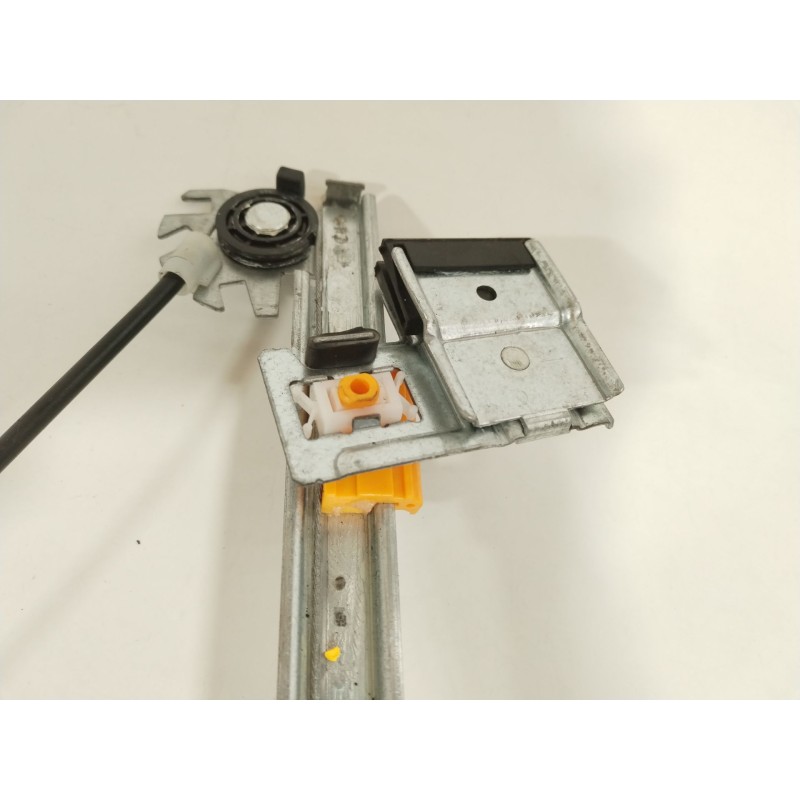 Recambio de elevalunas delantero izquierdo para ford mondeo iii (b5y) 2.0 tdci referencia OEM IAM 1S71F23201BX  1417698