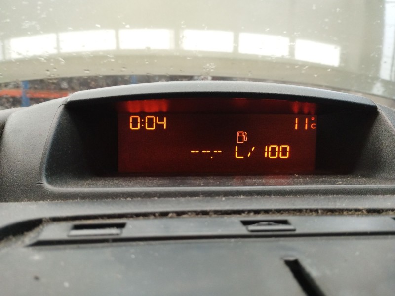 Recambio de pantalla multifuncion para peugeot partner tepee 1.6 hdi referencia OEM IAM 9822637880  5555502902