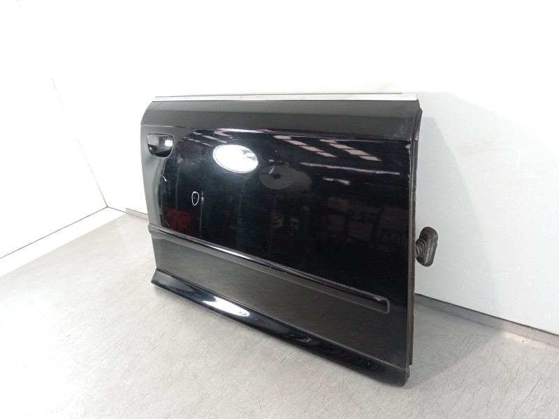 Recambio de puerta delantera derecha para audi a4 avant (8e) 2.0 tdi referencia OEM IAM 8E0831052J  