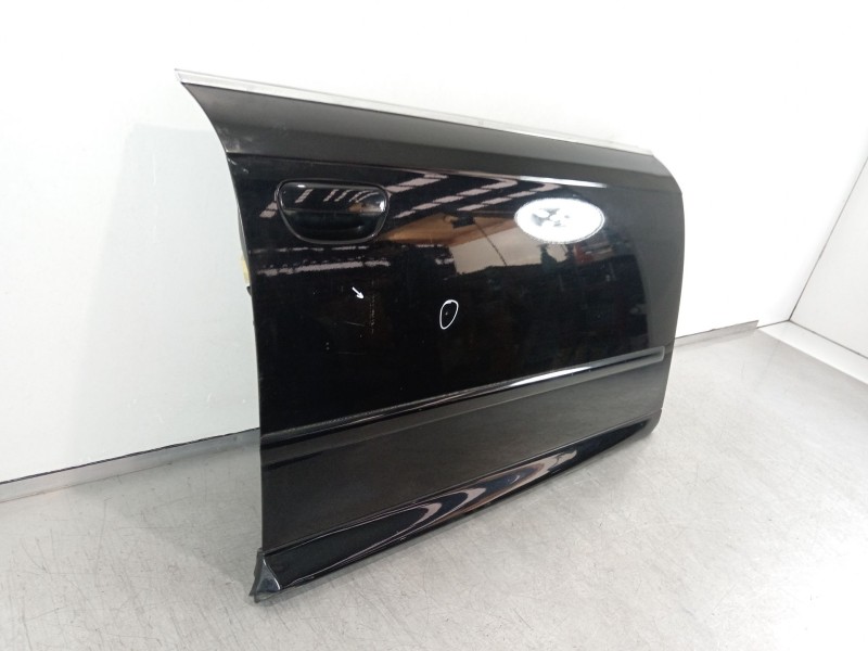 Recambio de puerta delantera derecha para audi a4 avant (8e) 2.0 tdi referencia OEM IAM 8E0831052J  