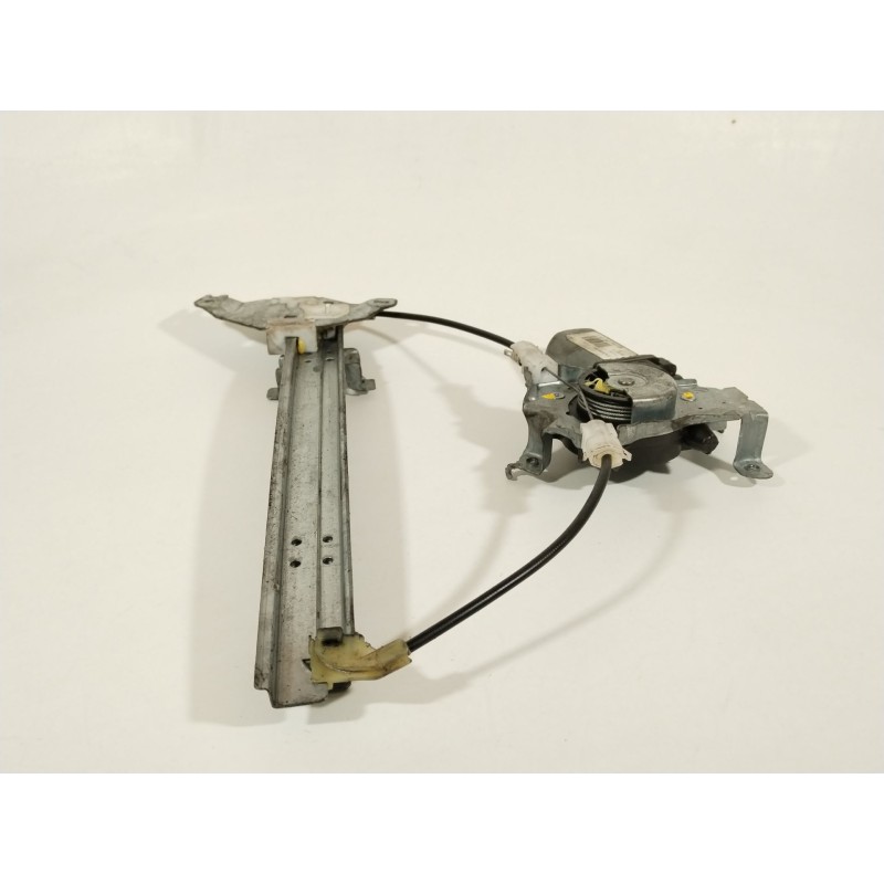 Recambio de elevalunas trasero derecho para nissan qashqai i (j10, nj10) 1.5 dci referencia OEM IAM 82700JD40A  402190A