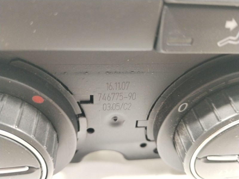 Recambio de mando climatizador para volkswagen passat berlina (3c2) advance referencia OEM IAM 3C0907044DS  