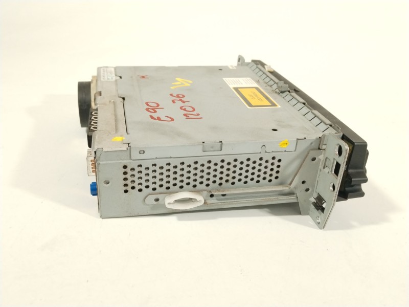 Recambio de sistema navegacion gps para bmw serie 3 berlina (e90) 320d referencia OEM IAM 65129117533  