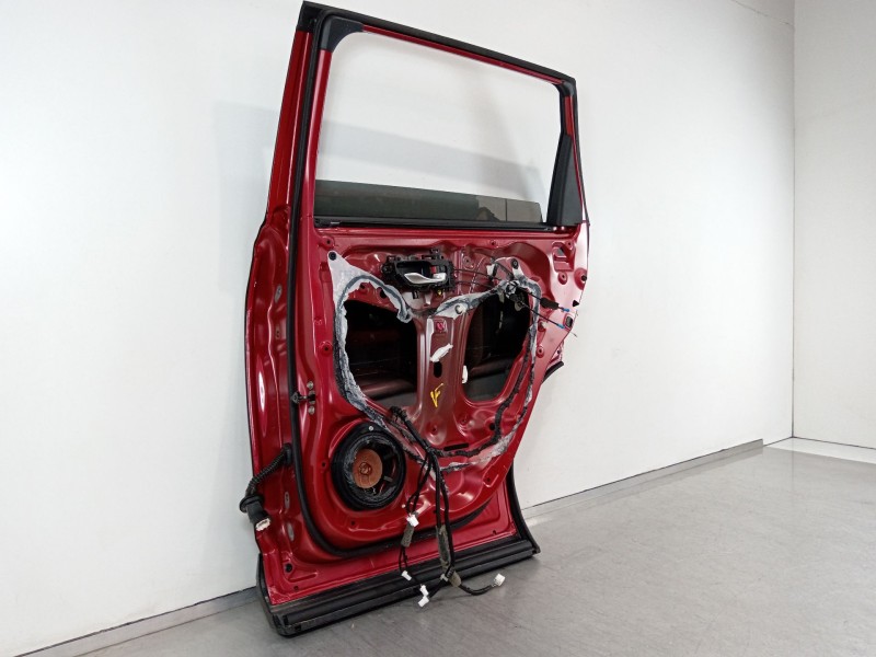 Recambio de puerta trasera derecha para honda cr-v vi hybrid referencia OEM IAM   