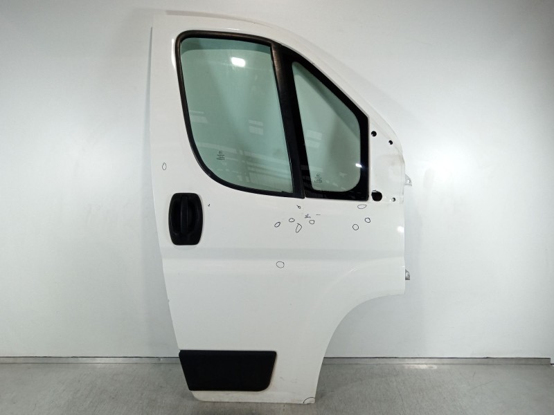 Recambio de puerta delantera derecha para peugeot boxer furgoneta 2.2 hdi 120 referencia OEM IAM 9004Y1  