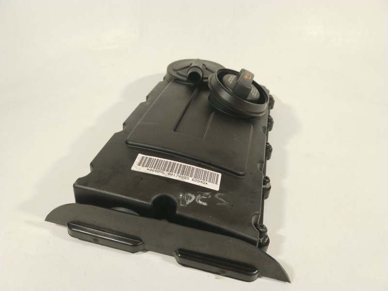 Recambio de tapa balancines para chrysler sebring berlina 2.0 crd limited referencia OEM IAM 03G103469R  03G103475 Recambio de tapa balancines para chrysler sebring berlina 2.0 crd limited referencia OEM IAM 03G103469R  03G103475