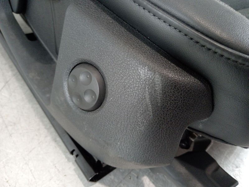 Recambio de asiento delantero derecho para audi a5 sportback (8ta) 2.0 tdi referencia OEM IAM 8K0881106S  