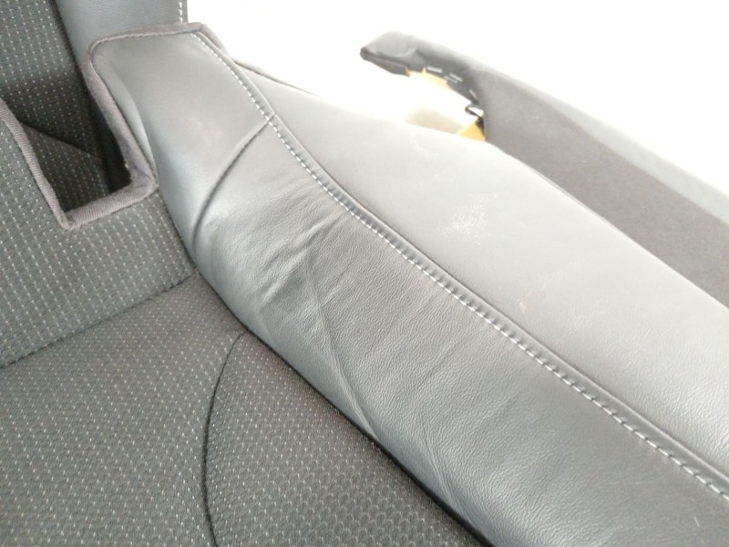 Recambio de asientos traseros para audi a5 sportback (8ta) 2.0 tdi referencia OEM IAM 8T8885375  