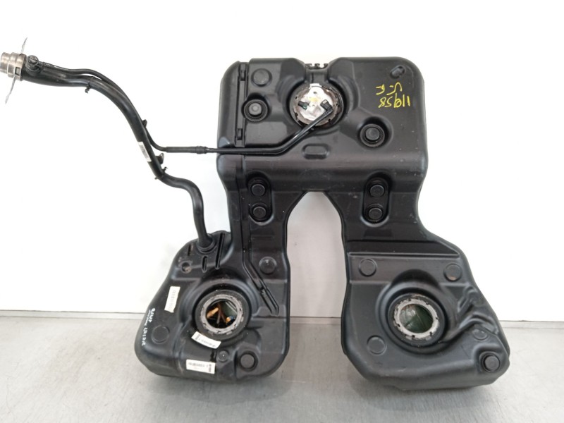 Recambio de deposito combustible para porsche panamera diesel referencia OEM IAM 97020102213  