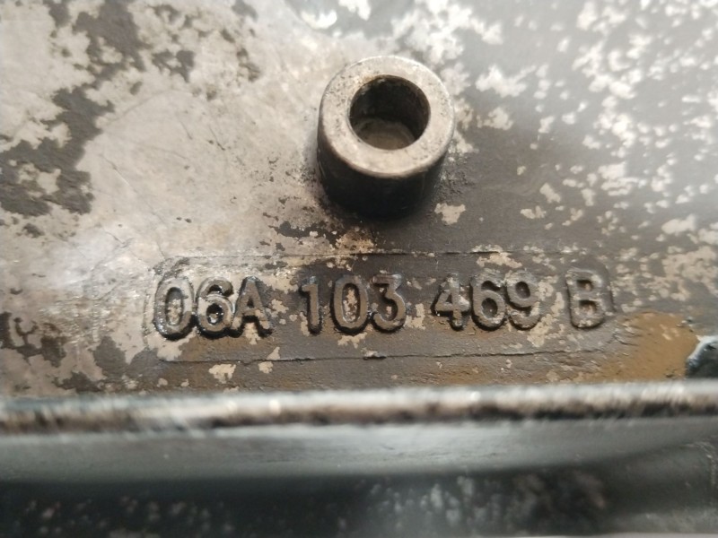 Recambio de tapa balancines para seat leon (1m1) 1.8 20v t 4 referencia OEM IAM 06A103469B  