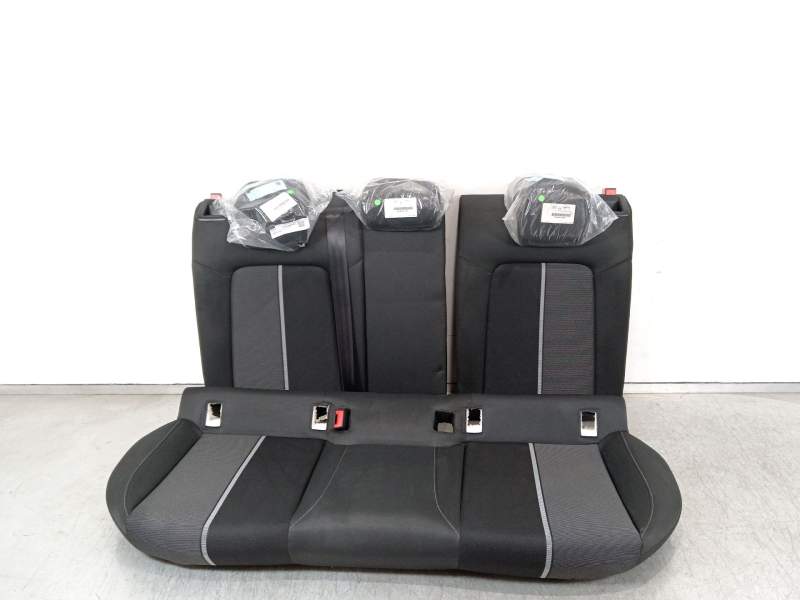ASIENTOS TRASEROS 82A885375 