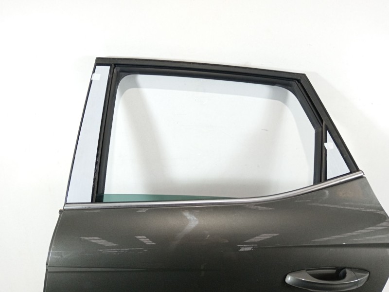 Recambio de puerta trasera izquierda para seat arona referencia OEM IAM 6F9833311 6F9833051E 