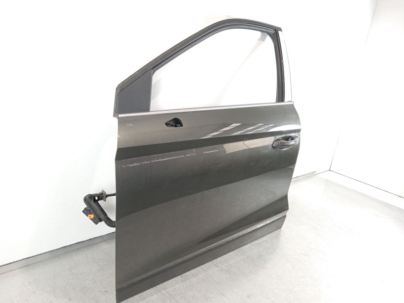 Recambio de puerta delantera izquierda para seat arona referencia OEM IAM 6F9831311 6F9831051 