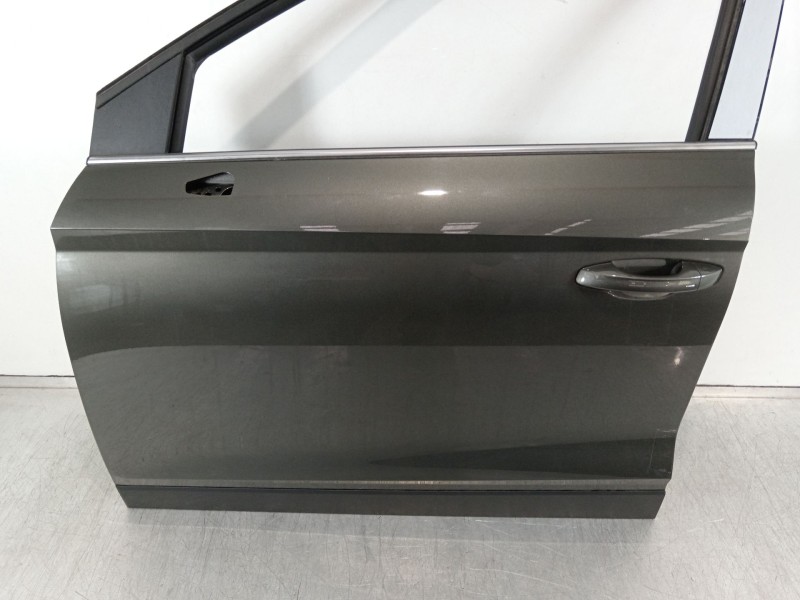 Recambio de puerta delantera izquierda para seat arona referencia OEM IAM 6F9831311 6F9831051 