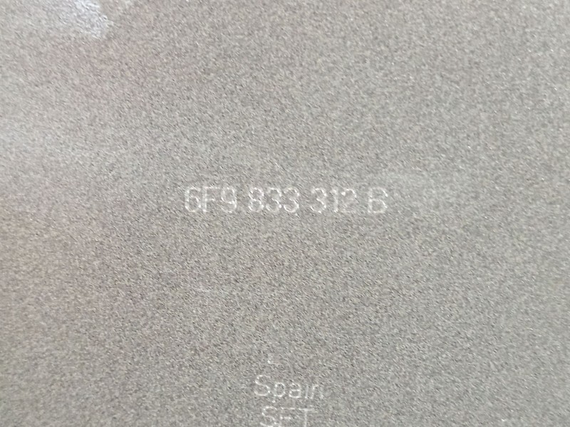 Recambio de puerta trasera derecha para seat arona referencia OEM IAM 6F9833312 6F9833052E 