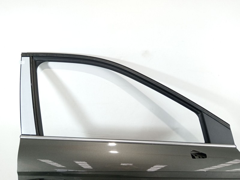 Recambio de puerta delantera derecha para seat arona referencia OEM IAM 6F9831312 6F9831052D 